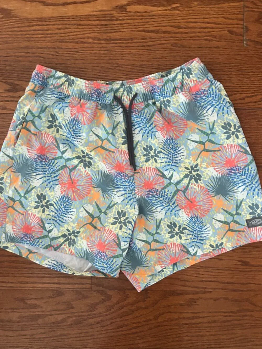 AFTCO Strike Swim Shorts Fishing Shorts Tropical Floral Elfin Yellow Size Medium